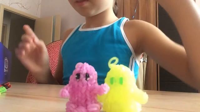 Моя коллекция из резинок Rainbow Loom