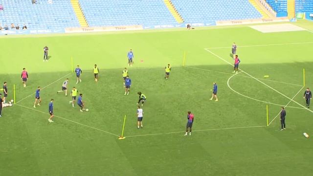 Челси (Томас Тухель) - упражнение на удержание мяча в шестиугольнике. смотреть онлайн