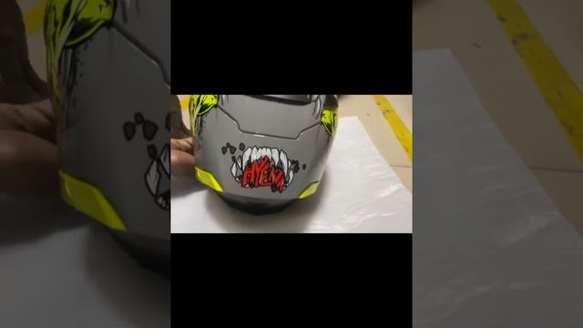 Ignyte IGN-4 Hyena ISI/DOT Certified Double Visor Full Face Helmet with Inner Smoke Sun Shield смотреть онлайн