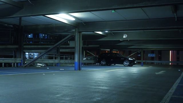 W204 C63 & F10 - Purple Mafia | 4K смотреть онлайн