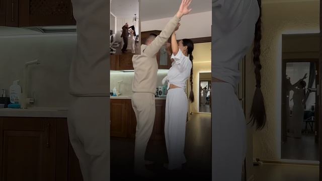 #klykovshorts #мамавдекрете #семья #танцы #танец #отношения #любовь #dance #allah #cute #love смотреть онлайн