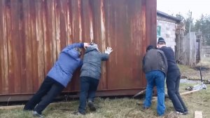 Как переместить контейнер без крана.