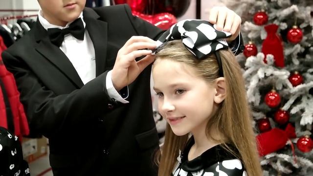 розыгрыш в магазине одежды Generation Z смотреть онлайн