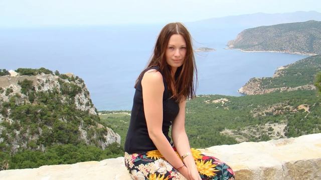 Какая энергетика на этих тренингах? Святозара Медведева - честный отзыв смотреть онлайн