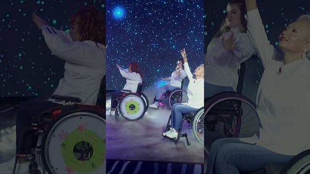 Наталья Ветлугина - режиссёр видео версии конкурса Рождённая Побеждать.
#shorts #фильм #творчество смотреть онлайн
