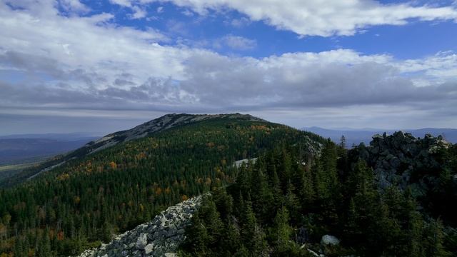 Осеннее великолепие Уральских гор. смотреть онлайн