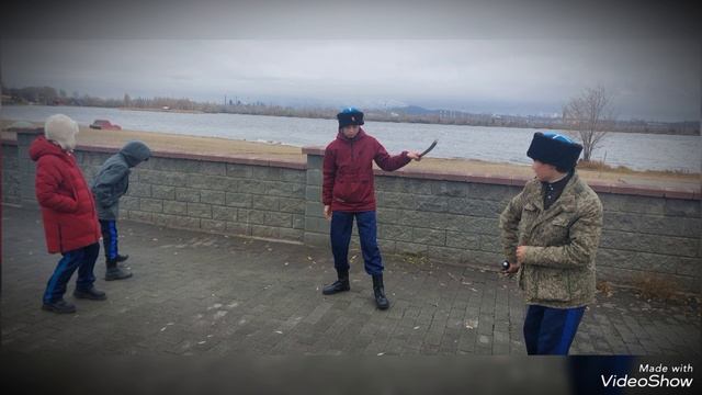 акция 'Руки в ряд" ко Дню народного единства смотреть онлайн