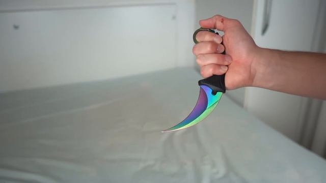 MANOBRAS COM FACA KARAMBIT!!! смотреть онлайн