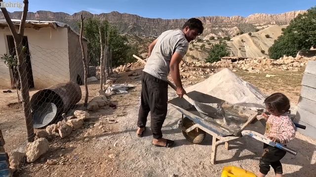 The first wife's attempt to throw the second wife out of the house: the husband's strong opposition смотреть онлайн