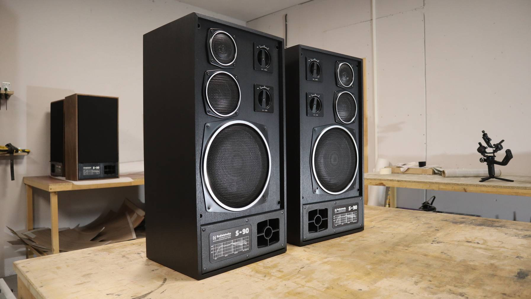 RADIOTEHNIKA S-90 (35АС-012) ЧЕРНАЯ ВЕРСИЯ.