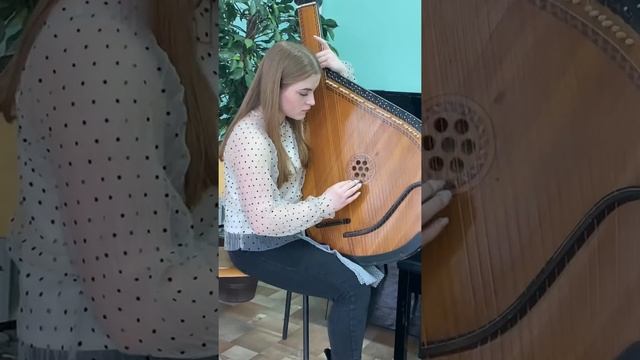Оксана Бартосевич «Падолист»виконує Деревчук Марина ДМШ N2 м.Рівне смотреть онлайн