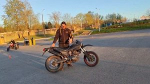 Как разворачивать мотоцикл на месте