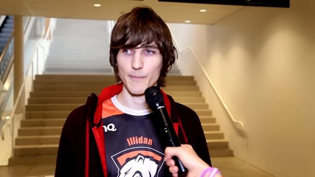 DreamHack Summer 2015: Интервью с Virtus.pro Illidan смотреть онлайн