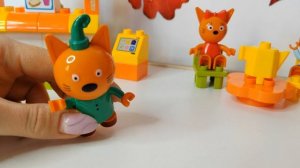 Три кота едут на пикник