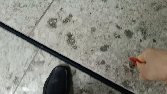 люк в подвал.