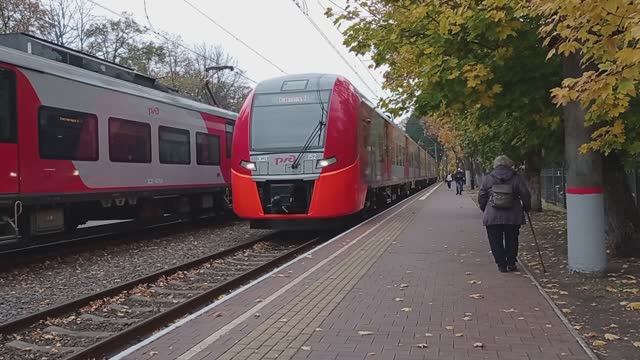 Осенняя станция Светлогорск-2 смотреть онлайн