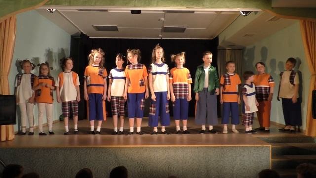 Театральная студия _Алекс и Компания_, Э. Успенский _Разноцветная семейка_ смотреть онлайн
