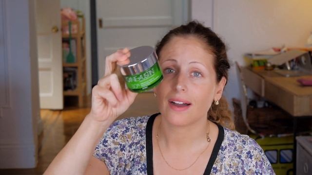 Aghi in faccia 😱 Pelle Nuova col DERMAROLLER 😍 FUNZIONA смотреть онлайн