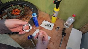 Замена подшипников в переднем колесе KTM
