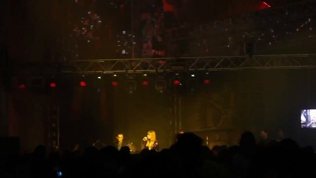 The Walk Of Taste II with Chromatics смотреть онлайн