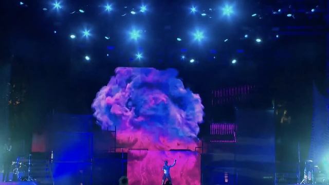 Halsey. Badlands Tour смотреть онлайн