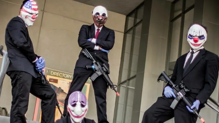PARKOUR VS PAYDAY 2 смотреть онлайн