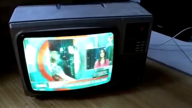TV Hitachi 14' смотреть онлайн