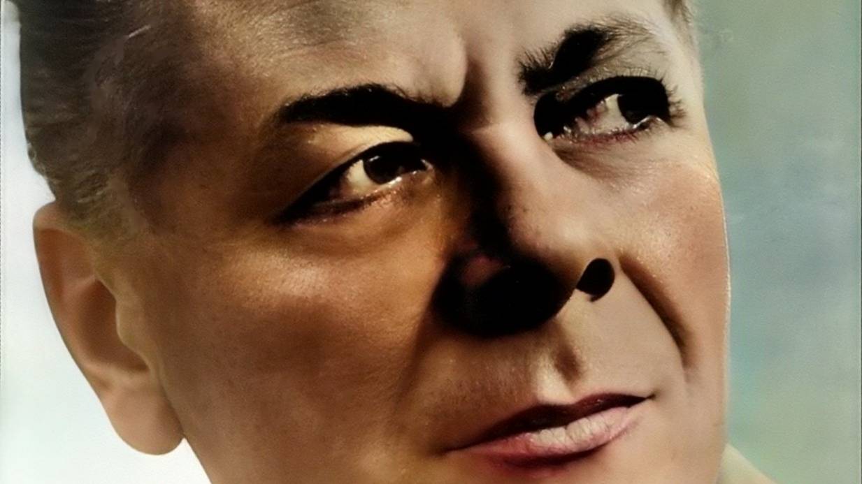 КАППСА - Есть на Волге утёс (1942) смотреть онлайн