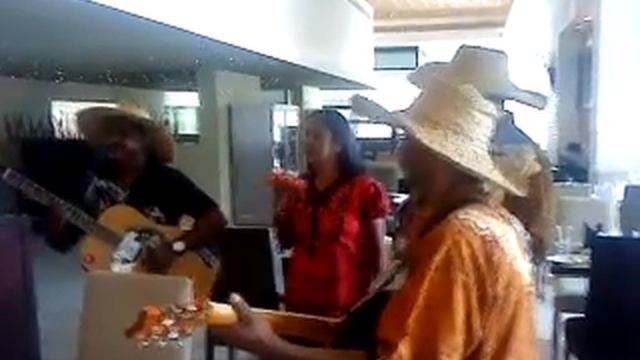 Calypso Airport Garden смотреть онлайн