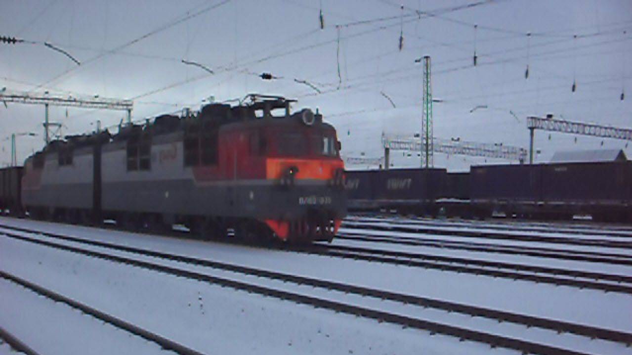 Электровоз ВЛ80С-1835