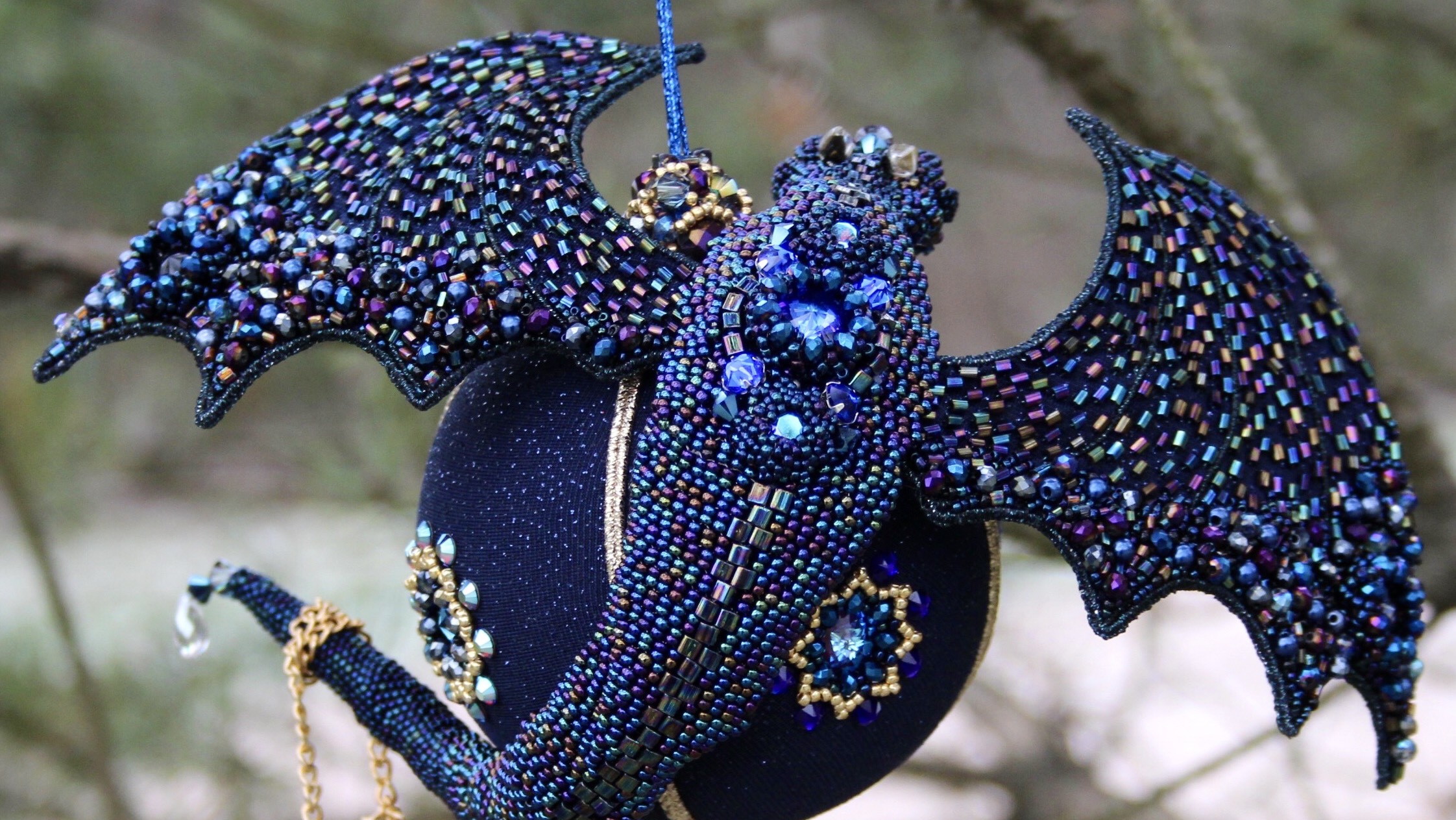 Объемный дракон из бисера МК видео урок своими руками мастер-класс DIY мозаичным плетением tutorial смотреть онлайн