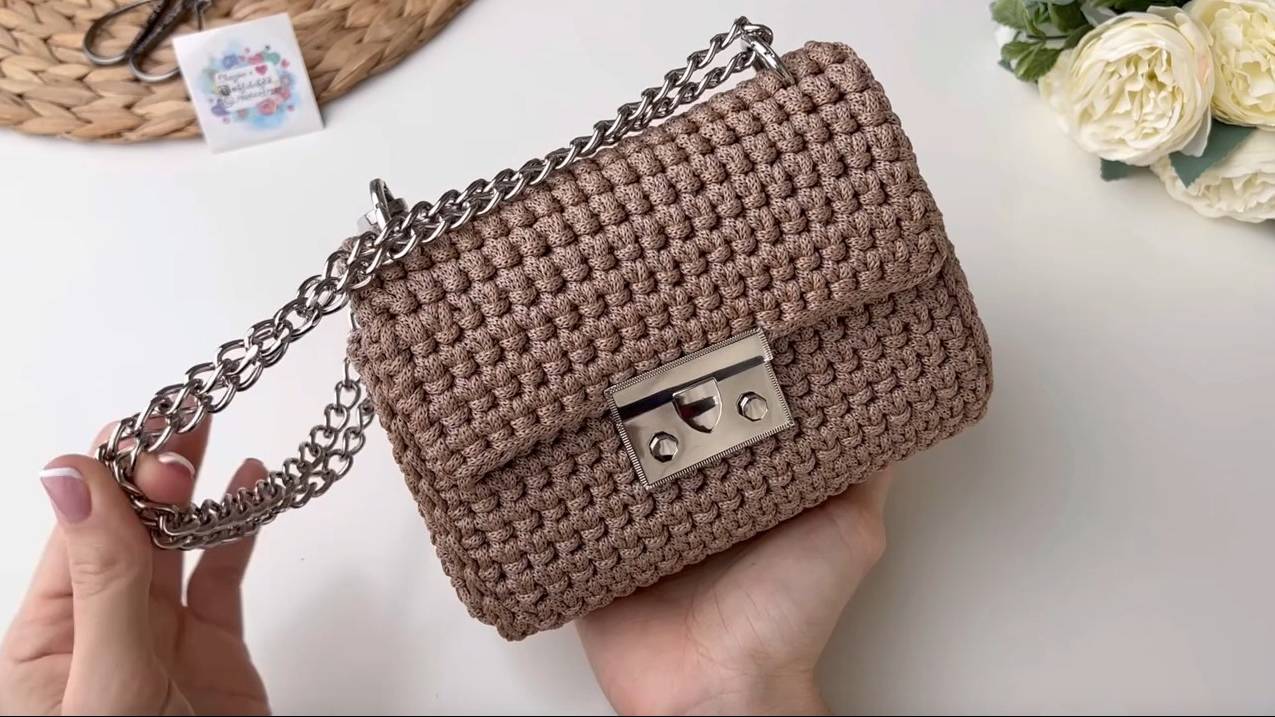 Мини сумочка, клатч крючком из шнура смотреть онлайн