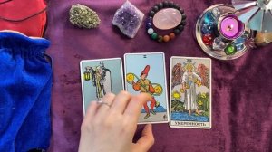 Обучение ТАРО Уэйта. Занятие 5- расклад на три карты, чтение триад, триплетов