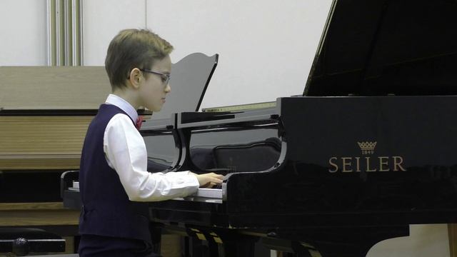 Ф. Кулау Сонатина ор.20 №3 F-dur смотреть онлайн