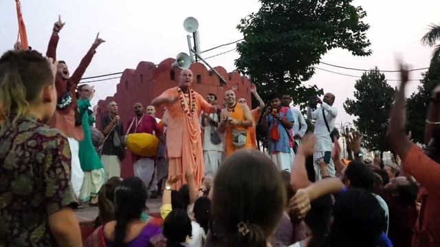 2024.10.28 Брахма Саровара 04 Индрадьюмна Свами киртан смотреть онлайн