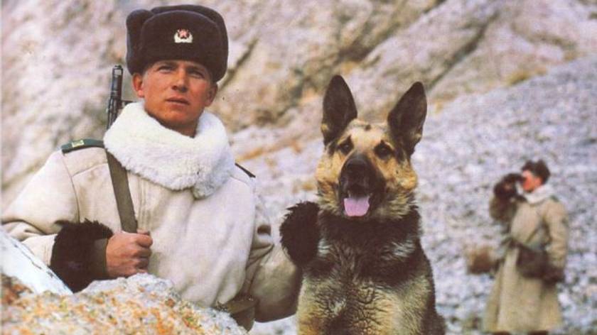 В белых просторах... Песня советских пограничников. Рок обработка. смотреть онлайн