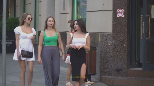 Moscow June 2023. Beautiful Stylish People And Smart Cars In One Place In Moscow.