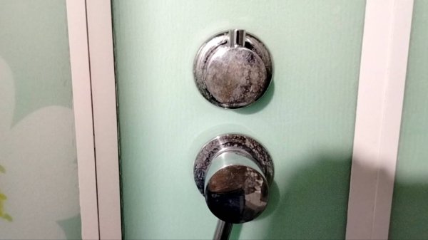 Смеситель в душевой кабине. Замена модуля.