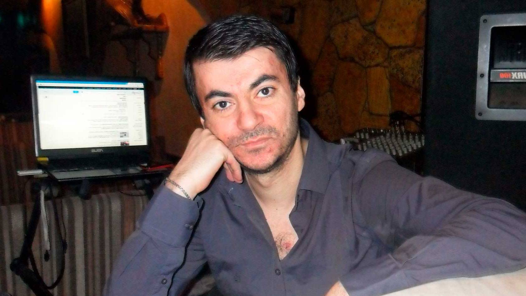 Армянская песня в исполнении певца Арсена (живёт в Москве, выезжает по России) смотреть онлайн