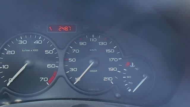 Как сбросить ключ межсервисного интервала в Пежо 206 2007г смотреть онлайн