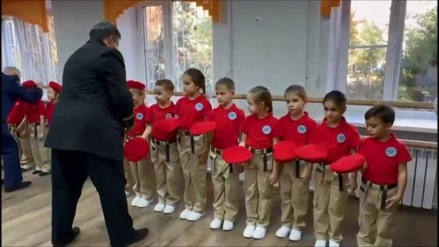 маленькие патриоты смотреть онлайн