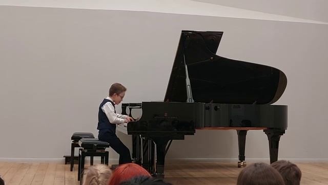 С. Рахманинов. Маргаритки. смотреть онлайн