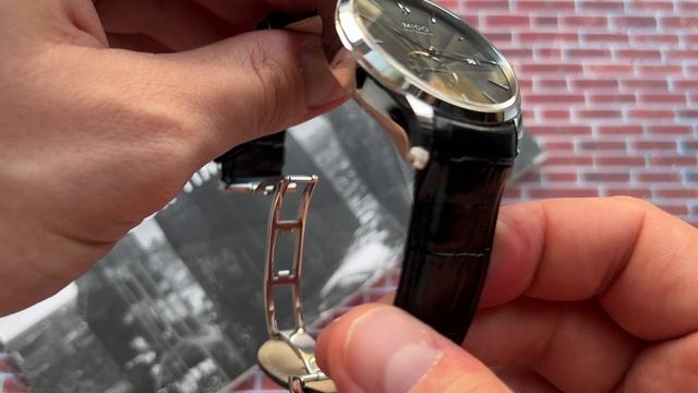 Обзор часов Mido Small Seconds