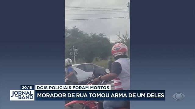 Morador de rua tomou arma e matou policiais em Fortaleza смотреть онлайн