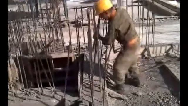Монолитное строительство. Монолитчики - монтажники. Монтаж стены. Москва. смотреть онлайн