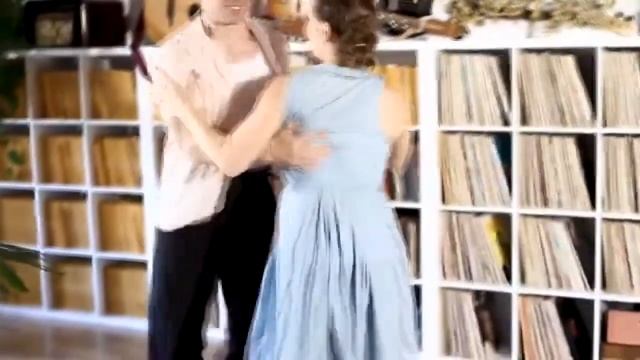 Танцевальная! ЗАВОДНАЯ ДЕВЧОНКА смотреть онлайн