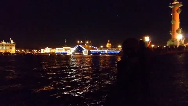 1:00 12.05.18. Развели мосты... домой не успели, тусим! смотреть онлайн