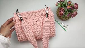 Милая сумочка с легким и красивым узором