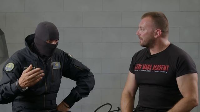 RIVOLTA AL CARCERE DI TRANI - Come è nato il GIS w/Comandante Alfa смотреть онлайн