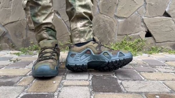 Тактические кроссовки Lowa